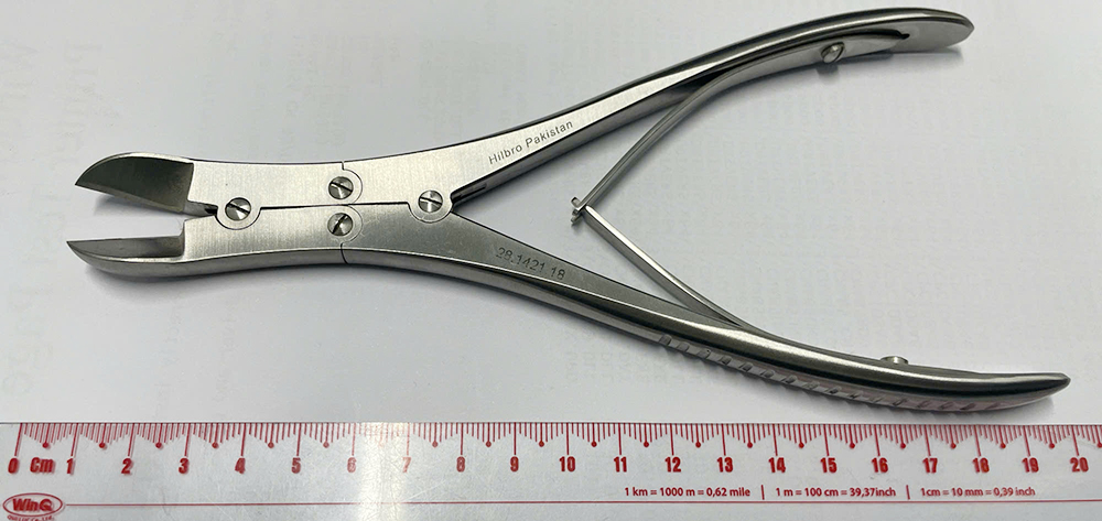 Kìm cắt xương phẫu thuật Ruskin-Liston cong 18.5cm Hilbro 28.1421.18